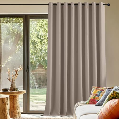 PONY DANCE Extra Breite Vorhänge Blickdicht Gardine Wohnzimmer 1er Set H 260 x B 300 cm Verdunklungsvorhänge mit Ösen Thermovorhang gegen Hitze Blackout Curtain for Living Room, Taupe