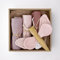 Saga Copenhagen Butterfly Rose Babyset Neugeboren Junge und Mädchen (Greifspielzeug & 3 Spucktücher) | Exklusive Geschenkbox Baby Präsentkorb | Geschenksets für Babys | New Born Baby Gifts