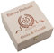 4youDesign Echtes Hufeisen in Holz-Geschenkschachtel Jubiläumskranz 65 Jahre Eiserne Hochzeit – 2 Hufeisennägel zum befestigen – Jubiläumsgeschenk – Glücksbringer zum Hochzeitstag- 17x17x3,5cm