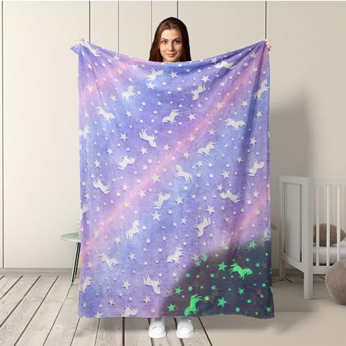 Kuscheldecke Kinder Mädchen Einhorn Kuscheldecke Leuchtet im Dunkeln,Sofadecke Kinderdecke für Mädchen Junge, Geschenke Christmas, Ganzjahresdecke für Kinder (Einhorn 4, 130x150cm)