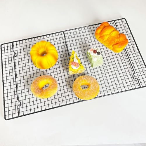 Efficiently Cool Your Baked Goods with This Stainless Steel Cooling Rack (40.5x25.5cm)