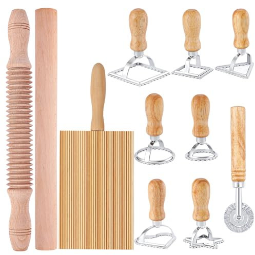 Pasta Making Tool Set 11 Stück, Ravioli Maker Cutter Stempel Set, 1 Nudelschneider Rad mit 1 Teigroller, 1 Holz Gnocchi Board mit 1 Ravioli Nudelholz, Pasta Maker Werkzeuge für Lasagne, Pierogi