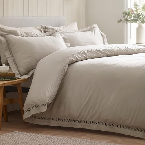 Catherine Lansfield Classic Lattice Lace King Duvet Cover Set with Pillowcases Natural