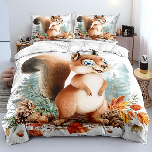 XFDFGW Bettbezug 135 x 200 mit Lustigem Eichhörnchen Tiermotiv, Herbst Ahornblätter und Kiefern und Zypressen Druck, Weiches Weißes Bettbezug Set für Kinder Mädchen und Jungen, Schlafzimmerdekor