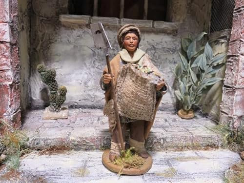 Krippenfiguren Bauer mit Spaten und Sack 12 cm aus Ton/Stoff