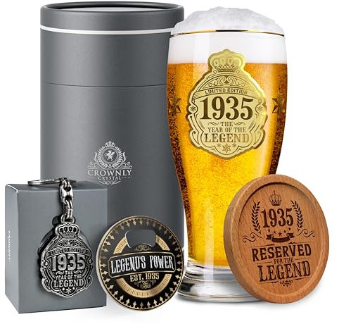 CROWNLY CRYSTAL Verre à bière personnalisé pour 90e anniversaire de 1935 - 570 ml - Cadeau pour homme - Idée cadeau unique pour papa, grand-père - Décorations d'anniversaire pour lui