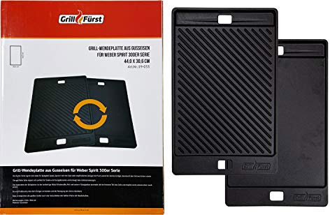 Grillfürst Universal Gusseisenplatte Grill 44,2 x 30,7 cm - Massive Gusseisen Grillplatte mit großen Griffen, Gussplatte beidseitig verwendbar, geeignet für die Weber Spirit 300er Serie