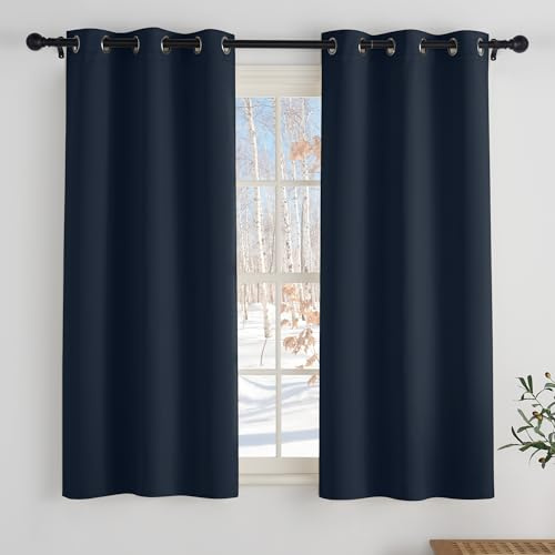 PONY DANCE Verdunklungsvorhänge Kurz Ösenvorhang 2er Set H120 x B90 cm | Dunkelblau, Thermovorhang Kälteschutz, für Kleine Fenster, Blickdicht, Scheibengardinen, Sichtschutz, für Kinderzimmer