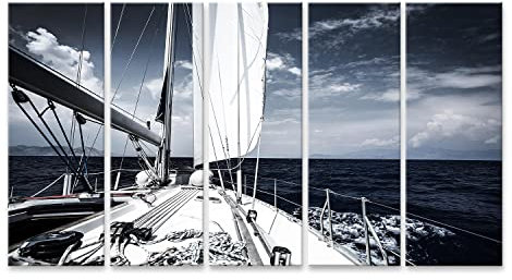 Bild auf Leinwand Luxus Segelboot Im Meer Am Abend Extreme Wassersport Yacht In Aktion Sommer Transport Reise In Das Meer Aktivurlaub Konzept Wandbild Poster Kunstdruck Bilder