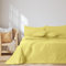 AmeliaHome Tagesdecke mit Pompons 200x220 cm Bettüberwürf zweiseitig Ultrasonic Steppung Polyester Meadore Gelb