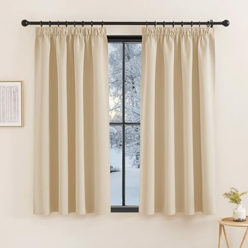KGORGE Verdunklungsvorhänge Kurz Thermo Vorhang Blickdicht mit Kräuselband | Biscotti Beige, 2er Set, 160 x 140 cm(HxB), Thermovorhang Kälteschutz, Verdunkelung, Sonnenschutz, für Schafzimmer/Küche