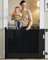 Zumhigh 0-140cm Barrière Sécurisée Rétractable pour Bébé, Barrière de Sécurité Rétractable à Verrouillage Automatique avec 2 Kits de Montage, Idéale pour Escaliers, Portes et Couloirs, Noir