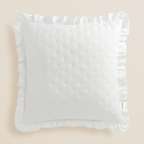 ROOM99 Molly 45 x 45 cm Zierkissenbezüg Kissenbezüg Kissenhüll Dekorative Dekokissen Wurfkissenbezug Deko Aesthetic Modern Schlafzimmer Wohnzimmer mit Rüsche Weiß,1 Stück