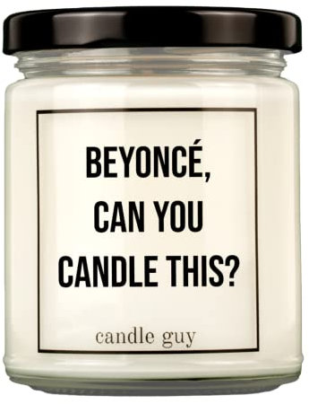 candle guy Duftkerze im Glas [Brennzeit 70h] - Duft-Kerze handgemacht mit Spruch | Freches Geschenk für Frauen, Freundin, Geburtstag | 100% Sojawachs, schöne natürliche Düfte mit ätherischem Öl