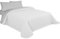 Nora Home Tagesdecke 235x260 mit modernem Karomuster aus Weiß. Klassischer Bettüberwurf 235x260 cm im Matelassé-Look und Piqué-Gewebe. - CUADRADITOS…