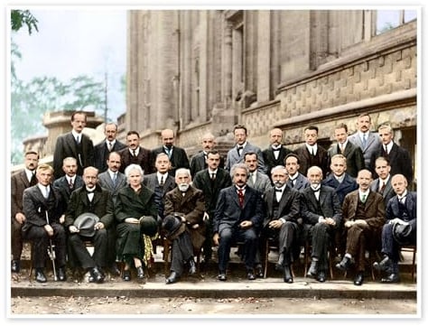 Posterlounge Fünfte Solvay-Konferenz, 1927 (koloriert) Poster | 70 x 50 cm Wandbilder Wanddeko