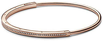 PANDORA Signature Bracciale rigido I-D con pavé placcato in oro rosa 14 carati con zirconi cubici trasparenti, 1