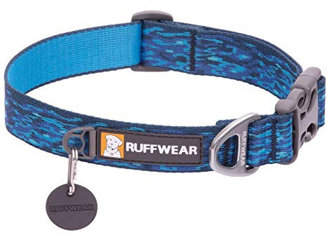 RUFFWEAR Flat Out Collar, Klassisches Hundehalsband für Mittelgroße Hunderassen, Einstellbare Passform, Größe M (36-51 cm), Oceanic Distortion