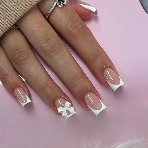 Goiern Lot de 24 faux ongles courts carrés à coller - Blanc - Couverture complète - Couleur unie - Brillante - Nude rose - Motifs mignons
