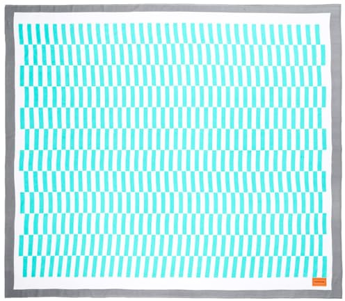 MOMOMUS Strandtuch XXL 210x230 cm, dünn und leicht, Domino | Stranddecke sandfrei: knapp 5 m² Fläche zwischen dir und dem Sand, zum Ausbreiten und Teilen, mit Bettlaken-Haptik und -Fall