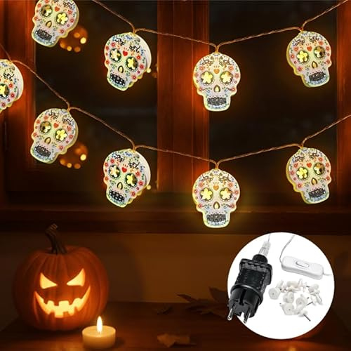 Cobus CozyHome Halloween Totenkopf Lichterkette - 6M & 20 LED in Warmweiß | Mit Stecker I Lichterkette Totenkopf LED I Halloween eve Fairy Lights Indoor Led Beleuchtung Innen Girlande Deko Haloween