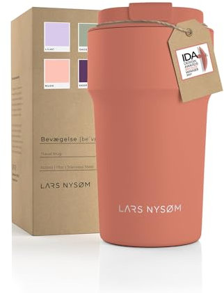 LARS NYSØM Thermo Kaffeebecher to go 500ml | Travel Mug 0,5 Liter mit Isolierung | Auslaufsicherer Edelstahl Thermobecher für Kaffee und Tee unterwegs | Teebecher (Brick Red, 500ml)