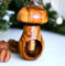 Oliveart Cascanueces en forma de manzana (seta) – Juego de cascanueces de madera de olivo hecho a mano | Palanca tradicional única y diseño moderno | Herramientas de agrietamiento de nueces para