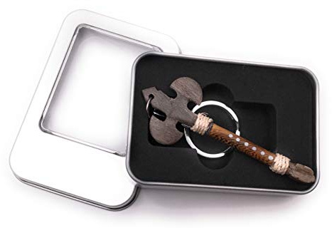 Onwomania Llavero hacha de madera arma Viking battle axe colgante En caja de regalo