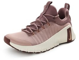 Nike Damen Free Metcon 6 Crosstrainer, Particle Pink/MTLC Rose Gold/P, 40.5 EU