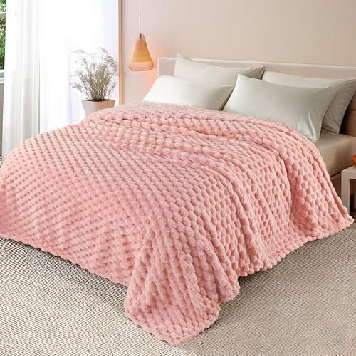 Whale Flotilla Double Size Blanket for Bed with Expanded 3D-Jacquard Pattern, 150X200 CM Fuzzy Soft Cozy Exquisite Blankets or All Season, Warm and Fluffy, Pink