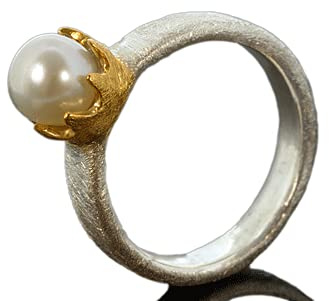 eigen-schmied-design Goldschmiede Perlenring Timeless Pearl, Ring mit Perle, Silberring, Ring Damen Silber, Krone, Prinzessin, märchenhaft, Weihnachten, Goldschmiedering