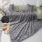 Emilie-Textil: Luxus Kunstfell Decke – Extra Weiche und Kuschelige Fell Tagesdecke, Pflegeleicht, Hautfreundlich, Kuscheldecke in 4 Größen und Farben