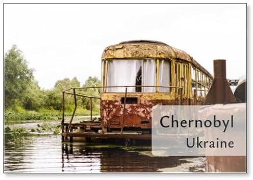 Rusty Tram in Tschernobyl, Alienation Zone, Ukraine, Kühlschrankmagnet
