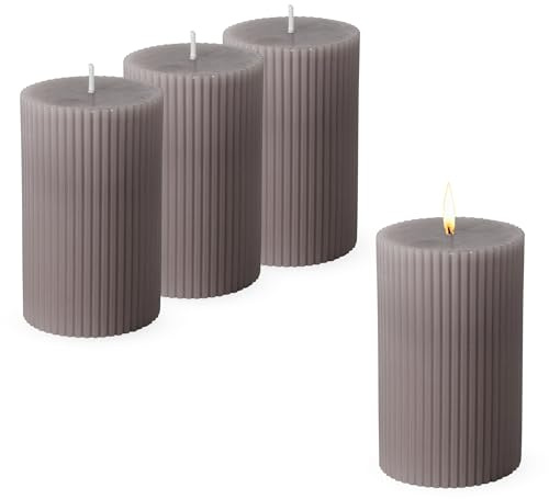 Echtwachs Stumpenkerze 10 x 6 cm geriffelt 4er Set - grau - Advents Kerze unparfümiert ca. 27 Stunden Brenndauer - Weihnachten Tisch Deko Kerze Blockkerze Zylinderkerze Säulenkerze