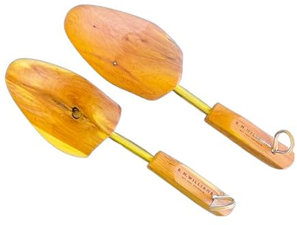 R.M.Williams Red Cedar Shoe Trees (L)