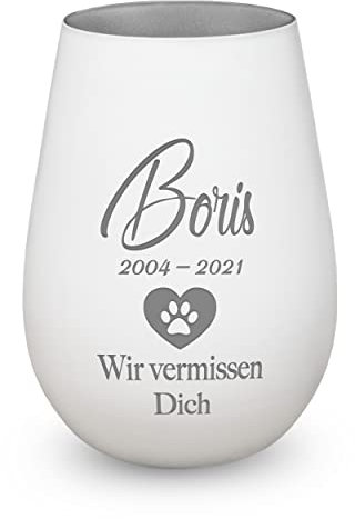 Trauerlicht Gedenklicht Andenken Windlicht Trauergeschenk Tod Erinnerung Teelichtglas Grablicht Kistallglas weiß Pfote Herz mit Gravur Name und Datum
