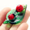 Crrezhai Mini Kristall Glasblatt Deko mit Insekten Handgeblasene Glasfigur für Wohnaccessoires, Naturkunstwerk, Sammlertstück Roter Marienkäfer Ladybug