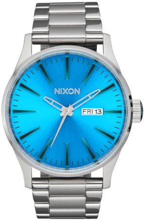 Nixon Sentry Armbanduhr für Herren in der Farbe Silber mit Armband aus Edelstahl, Wasserdichtigkeit: 10 bar, Gehäusedurchmesser: 42 mm, A356-5309-00