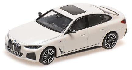 Minichamps 410024000 - i4 M50 White Metallic 2022 - Maßstab 1/43 - Modellauto