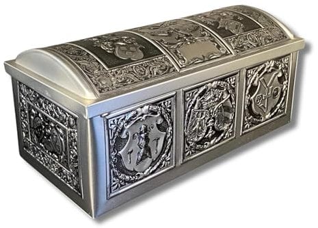 Wappentruhe - wunderschöne Aufbewahrungsdose mit historischen Wappen Motiven - lebensmittelecht - Keksdose - Maße: (Länge x Breite x Höhe): 24,2 x 11,5 x 8,8cm - Volumen ca. 2,4L