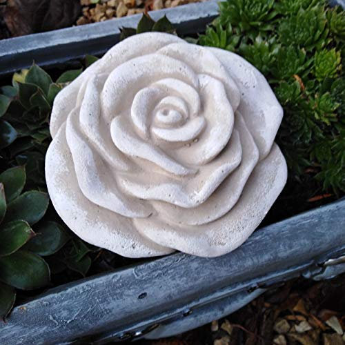 Stein Rose Rosenblüte Blüte Blumen Steinguss frostfest wetterfest Garten Deko hellgrau