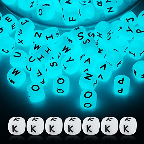 BEEFLYING 20 pièces Perles Lumineux en Silicone pour Lettres cubiques Perles Alphabet dés carrés 12mm Perles d'espacement initiales à Large Trou pour la Fabrication de Porte-clés (Lettre K)