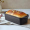 Navaris Olla para Hornear Pan - Cacerola Rectangular Esmaltada 26 x 12 x 7 cm de Hierro Fundido para Horno BBQ Vitrocerámica Inducción - Cazuela sin Tapa - Negro