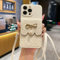 XCuihulle Chaîne de téléphone portable pour iPhone 11 - Avec compartiment pour cartes - iPhone 11 - Avec cordon amovible - En silicone - Blanc