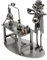 STEEMO Original Schraubenmännchen Figur: Chemiker mit Laborgläsern im Labor – Handgefertigte Metall-Deko, Kreatives Geschenk für Wissenschafts-Fans, 18x10x18 cm
