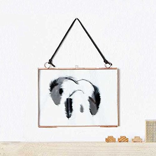 Madam Stoltz Bilderrahmen Fotorahmen quer zum Aufhängen mit Lederriemen 13 x 18 cm kupfer Scandi Skandinavisch Retro