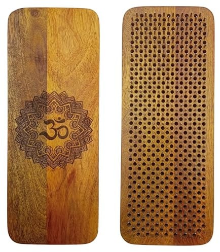 Sadhu Board Mangoholz Nagelbrett, 100% Handgemacht, 3 Größen: 10 mm, 12 mm und 15 mm, Yogapraxis, löst Verspannungen, fördert Durchblutung, entgiftend, hilft bei Migräne u. Schlafstörungen (Om, 10 mm)