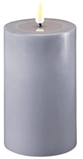 Deluxe Homeart Flammenlose LED-Kerze für den Innenbereich, staubblau, mit echter Flame™-Technologie, batteriebetriebene Kerze (7,5 x 12,5 cm)