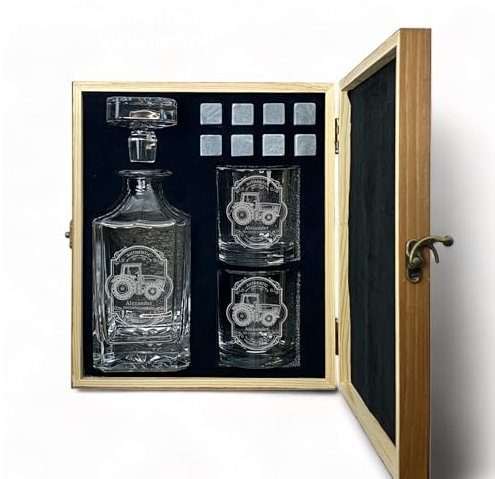 Whisky Set mit Gravur Traktor personalisiert Karaffe 700 ml und Gläser verschiedene Motive Landwirt Bauer Trecker Geschenkbox (Motiv 4: Klassisch, Karaffe + 6 Gläser)