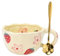 Keramik Teetasse, Geschenke für Frauen, Kawaii Kaffeetasse Handgemachte Kreative Blume becher mit Löffel, Ästhetische Tassen für Milch 250ml Cappuccinotassen Weihnachten Geschenk (Erdbeere)